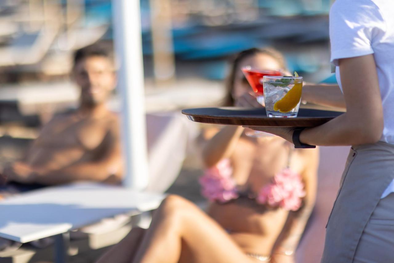 Giannoulis - Santa Marina Plaza (Adults Only) Hotel Agia Marina  Bagian luar foto