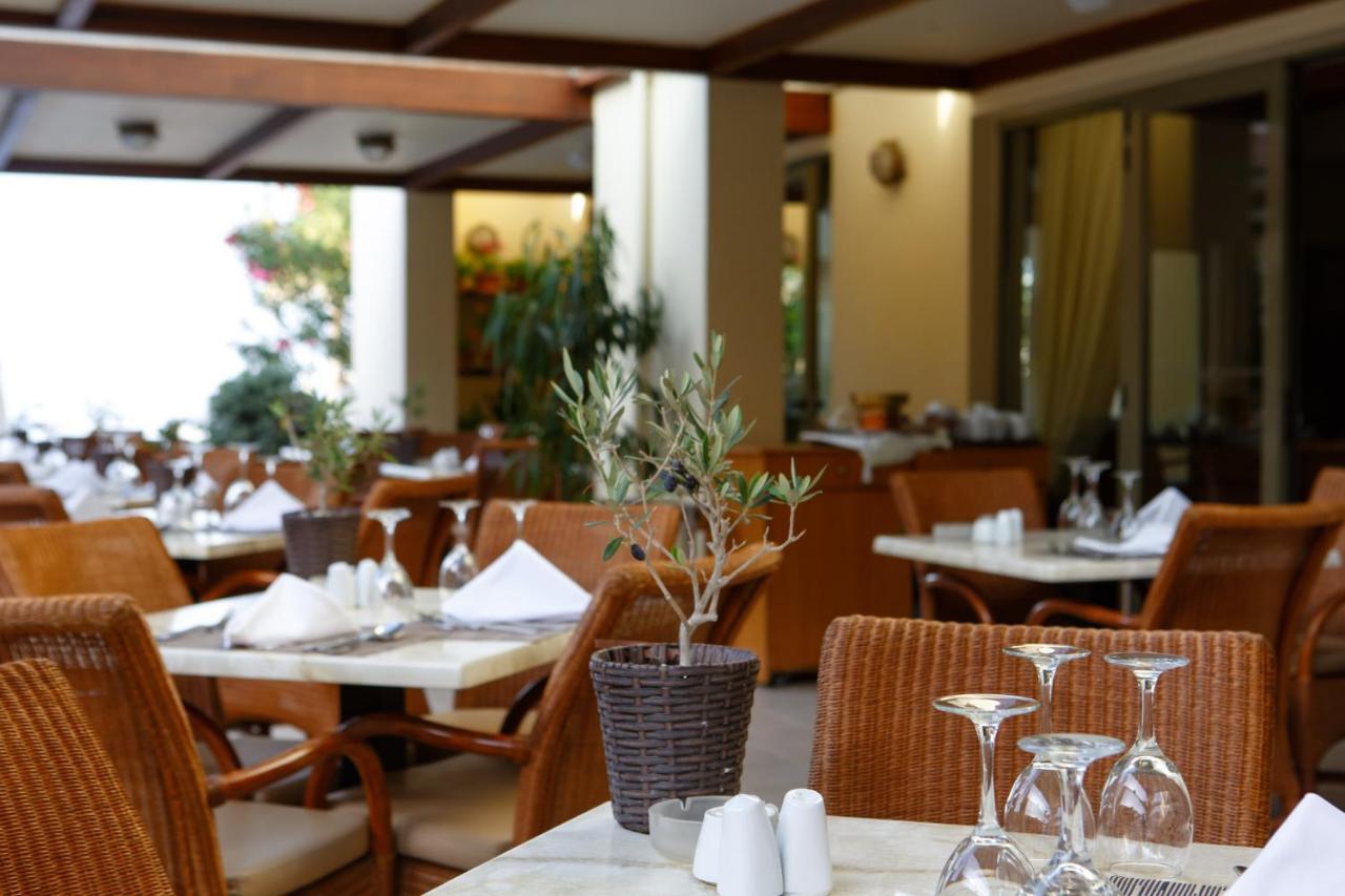 Giannoulis - Santa Marina Plaza (Adults Only) Hotel Agia Marina  Bagian luar foto